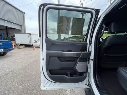 Used 2022 Ford F150 XLT w/ Equipment Group 302A High AWD/4WD image 60