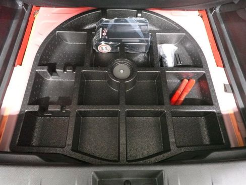 Used 2019 Jeep Renegade Latitude w/ Cold Weather Group image 27