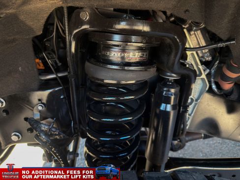 Used 2025 Ford F350 Lariat w/ Lariat Ultimate Package image 4