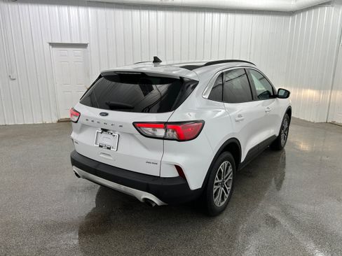 Used 2021 Ford Escape SEL w/ Technology Package AWD/4WD image 32