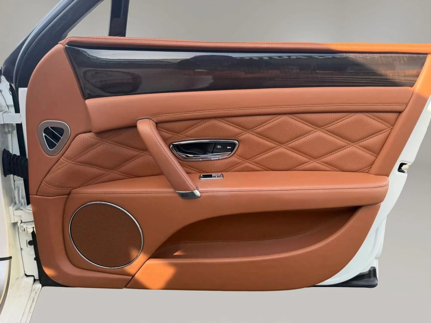 Used 2014 Bentley Flying Spur W12 AWD/4WD image 36