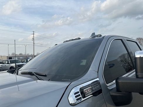 Used 2026 GMC Sierra 2500 Denali image 33