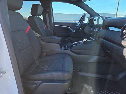 Used 2023 Chevrolet Colorado Z71 w/ Z71 Convenience Package 2 image 15