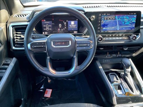 Used 2024 GMC Canyon Elevation w/ Convenience Package image 6