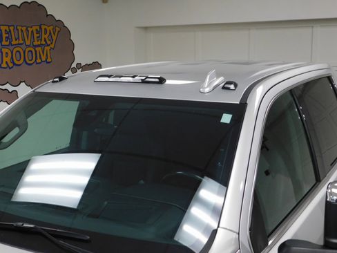 Used 2022 GMC Sierra 3500 Denali w/ Technology Package image 23