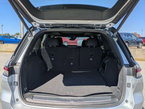 New 2024 Jeep Grand Cherokee Summit image 28