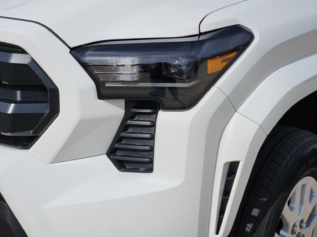 New 2026 Toyota Tacoma SR5 AWD/4WD image 11