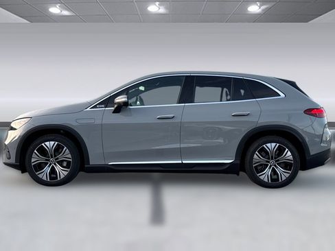 New 2026 Mercedes-Benz EQE 320 4MATIC SUV image 2