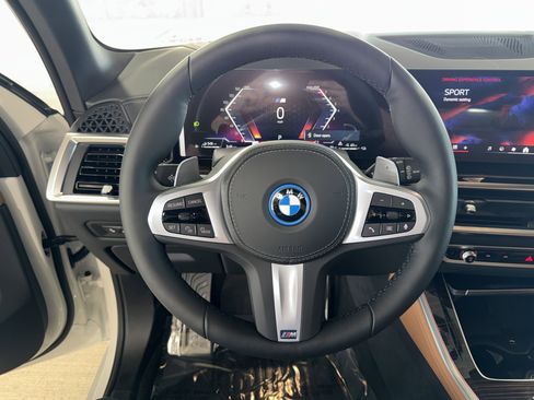 New 2026 BMW X5 xDrive50e w/ M Sport Package image 16