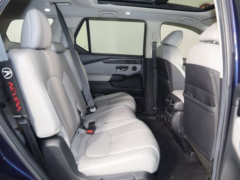 Used 2024 Honda Pilot Touring image 14