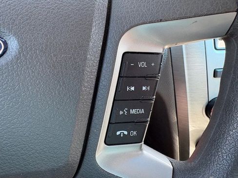Used 2012 Ford Fusion SE FWD image 15