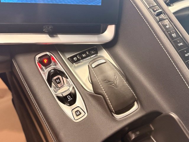 Used 2024 Chevrolet Corvette Stingray Preferred Cpe w/ 2LT RWD image 15