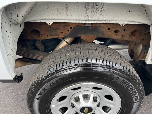 Used 2019 Chevrolet Silverado 2500 W/T AWD/4WD image 7