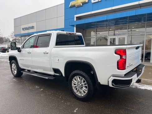 Used 2020 Chevrolet Silverado 3500 High Country w/ Z71 Off-Road Package image 4
