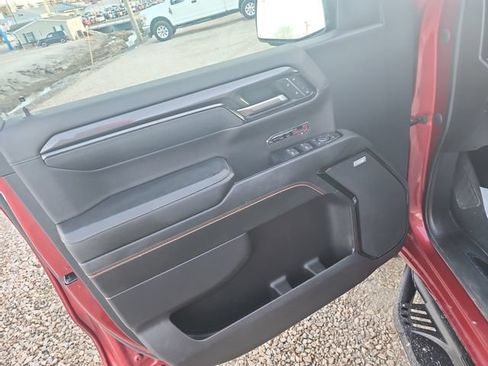 Used 2023 GMC Sierra 1500 AT4 w/ AT4 Premium Package AWD/4WD image 17