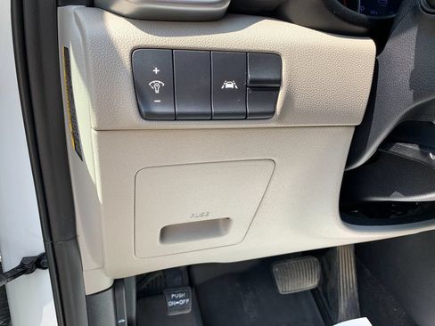 Used 2022 Kia Sportage LX AWD/4WD image 30