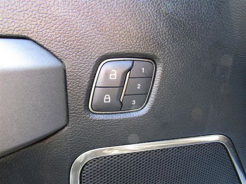 Used 2020 Ford F150 Raptor w/ Equipment Group 802A Luxury image 11