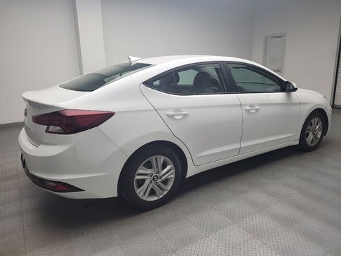Used 2019 Hyundai Elantra SEL FWD image 11