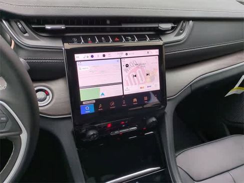 New 2025 Jeep Grand Cherokee L Limited image 28