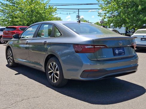 Certified 2024 Volkswagen Jetta S FWD image 4