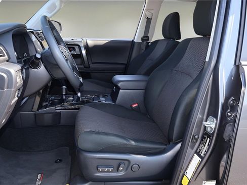 Certified 2023 Toyota 4Runner TRD Off-Road image 10