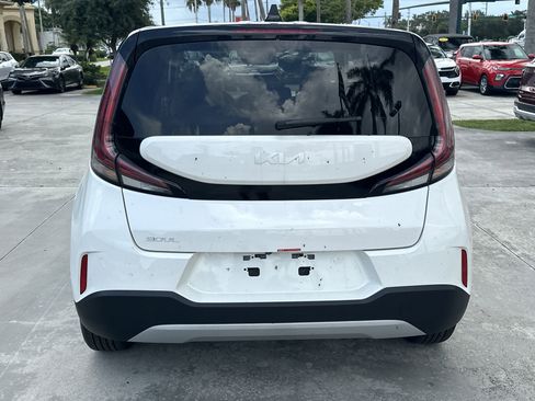 New 2025 Kia Soul LX w/ LX Technology Package image 7