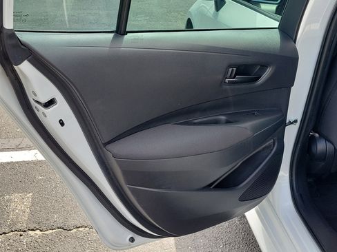 Used 2023 Toyota Corolla LE image 12