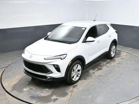 Used 2025 Buick Encore GX Preferred image 37