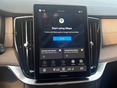 New 2026 Volvo XC90 B6 Plus image 14