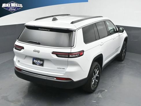 Used 2025 Jeep Grand Cherokee L Limited w/ Trailer Tow Package image 15