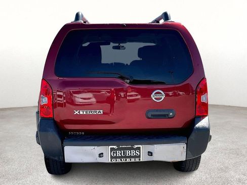 Used 2015 Nissan Xterra S image 6