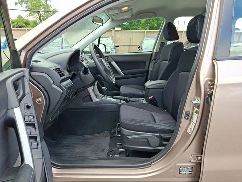 Used 2015 Subaru Forester 2.5i w/ Alloy Wheel Package AWD/4WD image 14