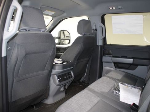 New 2026 Ford F250 XLT w/ XLT Premium Package image 29