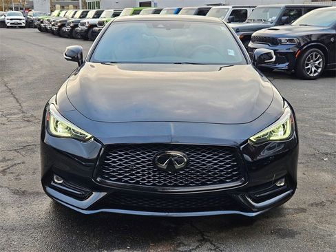 Used 2021 INFINITI Q60 3.0t Luxe w/ Essential Package image 2