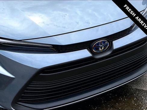 Used 2024 Toyota Corolla LE FWD image 30