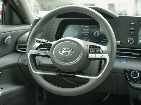 New 2025 Hyundai Elantra Blue image 17