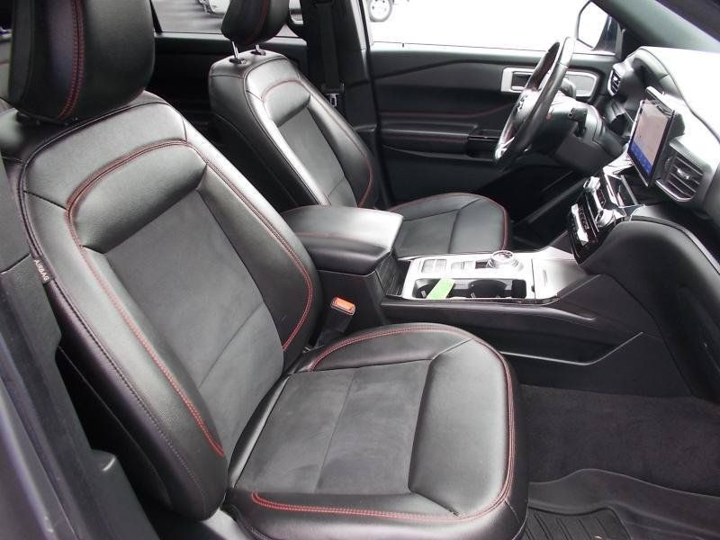 Used 2022 Ford Explorer ST-Line RWD image 20