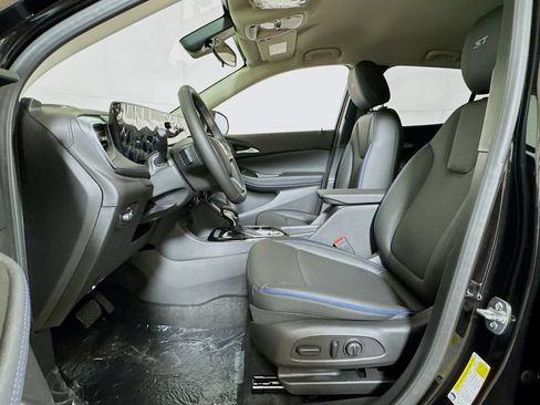 New 2026 Buick Encore GX Sport Touring w/ Advanced Technology Package AWD/4WD image 11