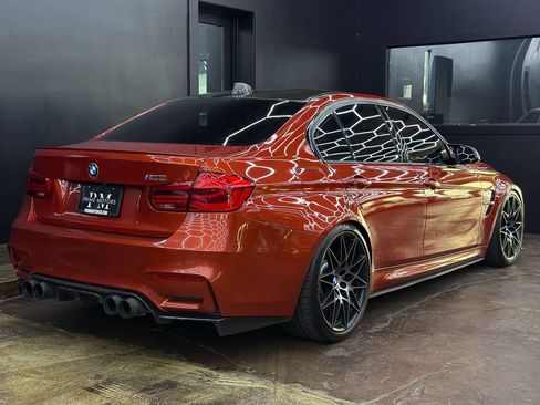 Used 2018 BMW M3 RWD image 9