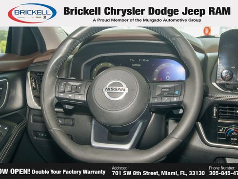Used 2021 Nissan Rogue Platinum FWD image 22