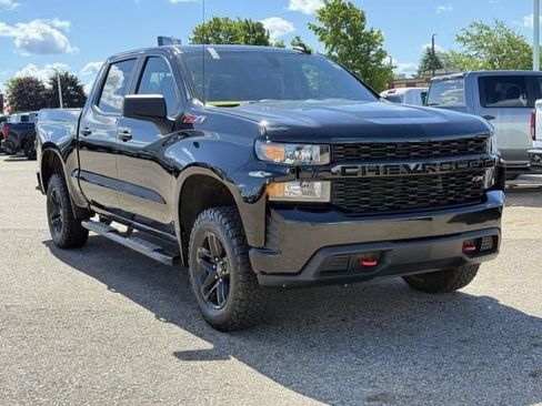 Used 2021 Chevrolet Silverado 1500 Custom Trail Boss w/ LPO, Dark Essentials Package AWD/4WD image 4