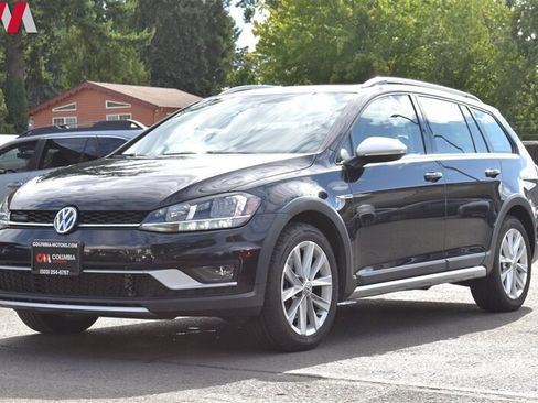 Used 2018 Volkswagen Golf Alltrack SE AWD/4WD image 8