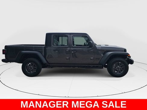 New 2026 Jeep Gladiator Sport AWD/4WD image 2