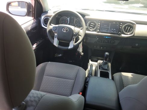 Certified 2021 Toyota Tacoma SR5 RWD image 16