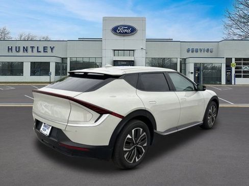 Used 2024 Kia EV6 Light AWD/4WD image 5