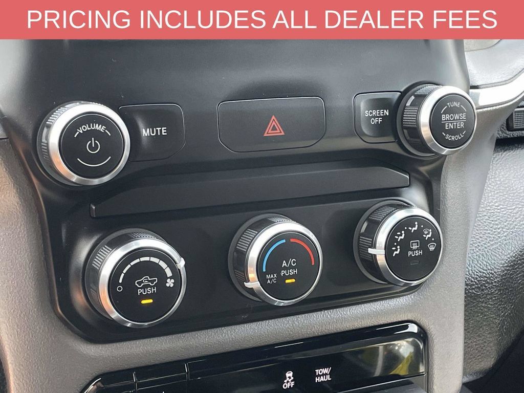 Used 2022 RAM 1500 Big Horn AWD/4WD image 29
