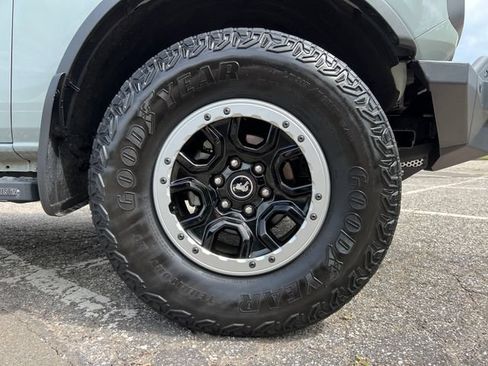 Certified 2021 Ford Bronco Badlands AWD/4WD image 13