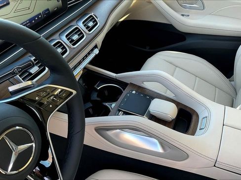 New 2026 Mercedes-Benz GLE 450 4MATIC image 8