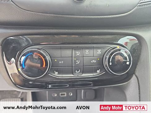 Used 2021 Buick Encore GX Preferred w/ Cold Weather Comfort Package FWD image 22
