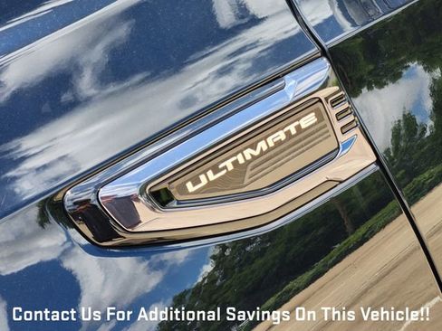 New 2026 GMC Yukon XL Denali Ultimate w/ LPO, Floor Liner Package AWD/4WD image 8